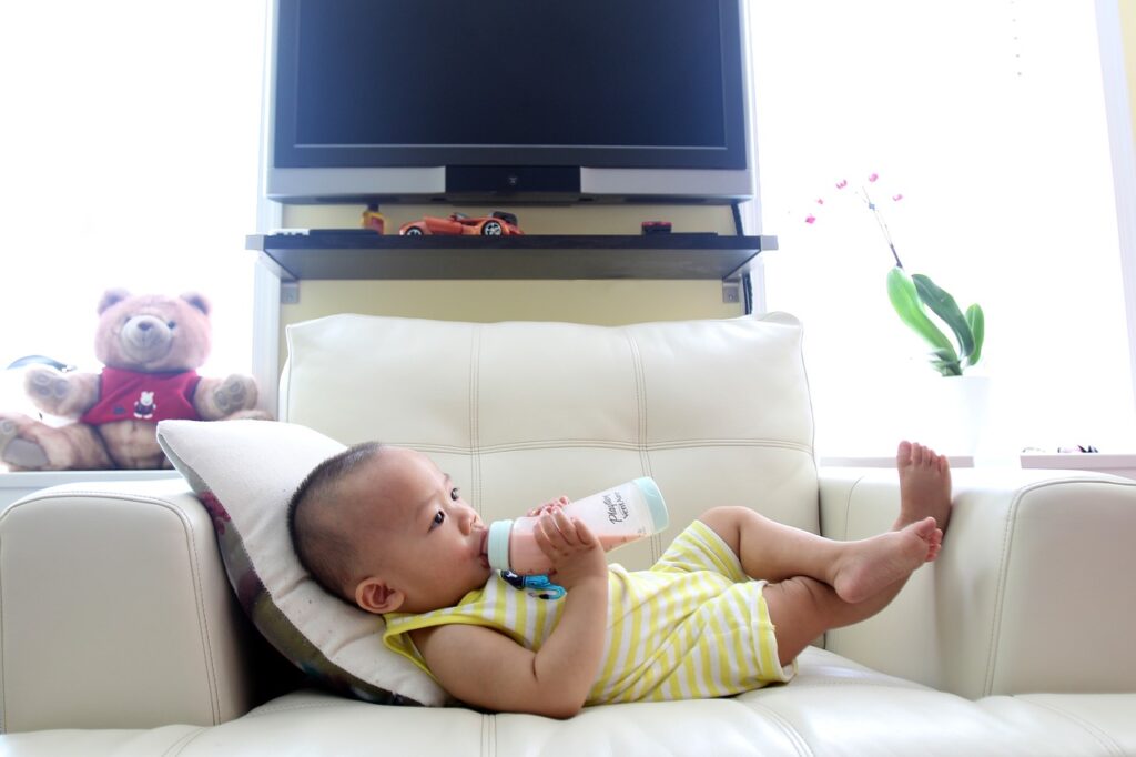 drinking milk, bottle, milk